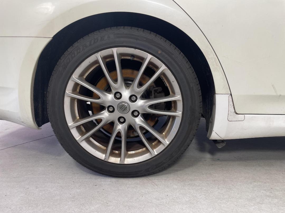 Photo '10' of Nissan Skyline 350GT Photo '10' of Nissan Skyline 350GT