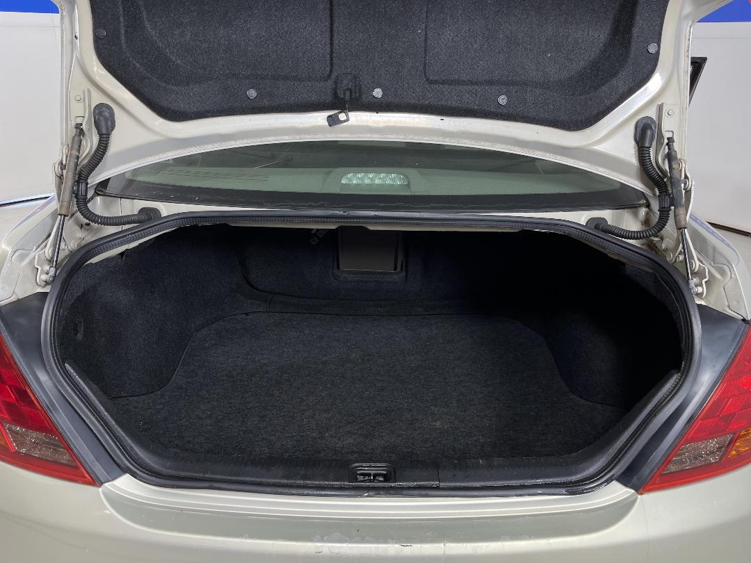 Photo '9' of Nissan Teana Photo '9' of Nissan Teana