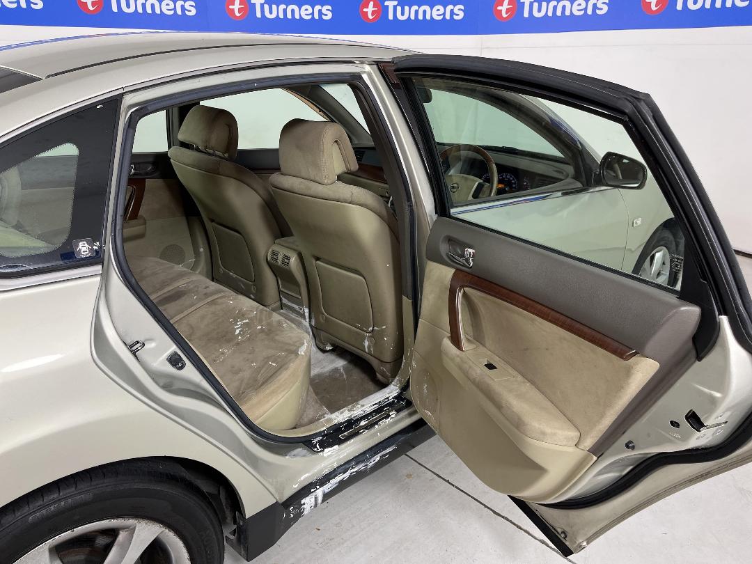 Photo '14' of Nissan Teana Photo '14' of Nissan Teana