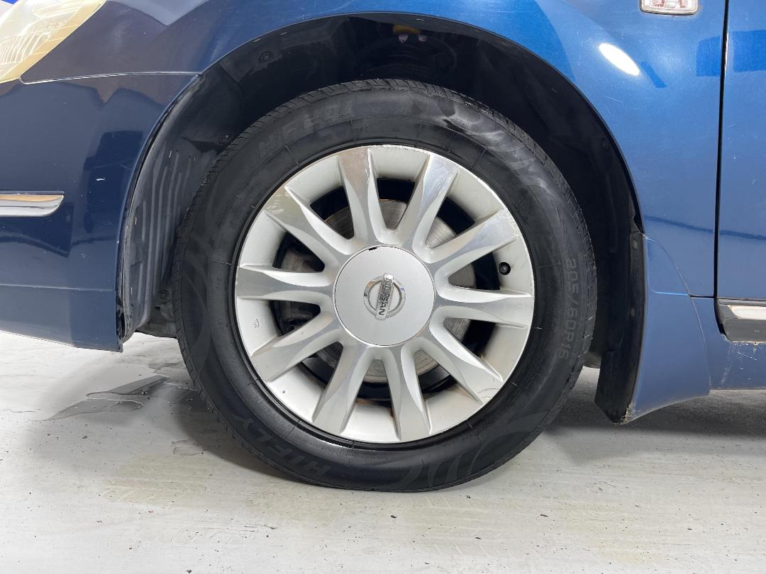 Photo '10' of Nissan Teana