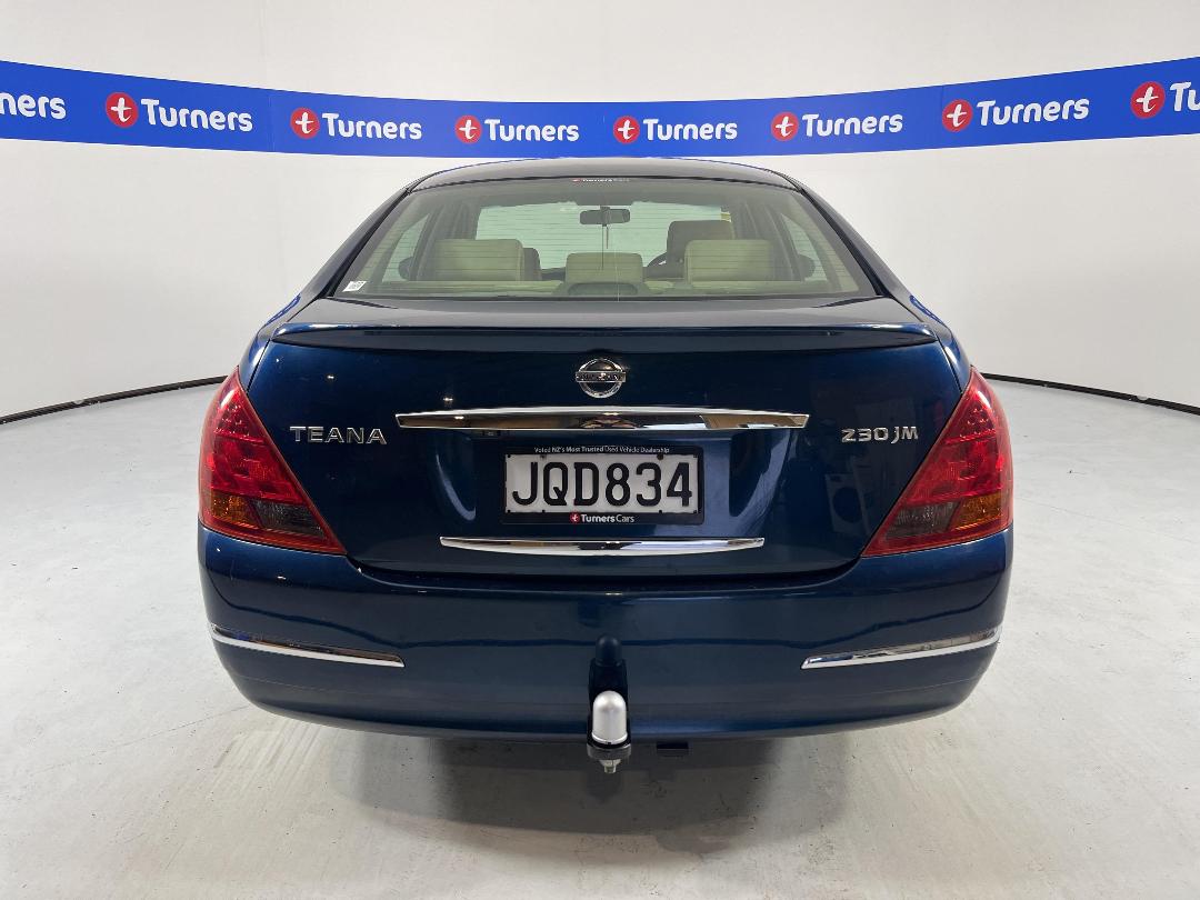 Photo '6' of Nissan Teana