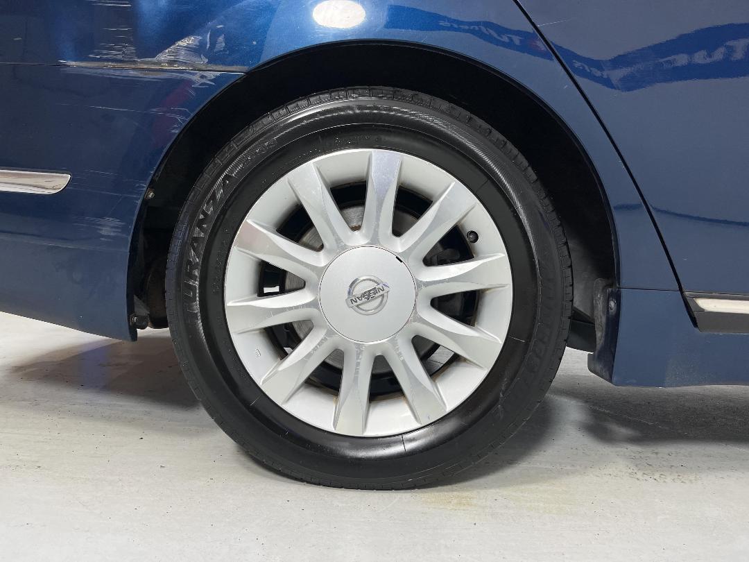 Photo '12' of Nissan Teana