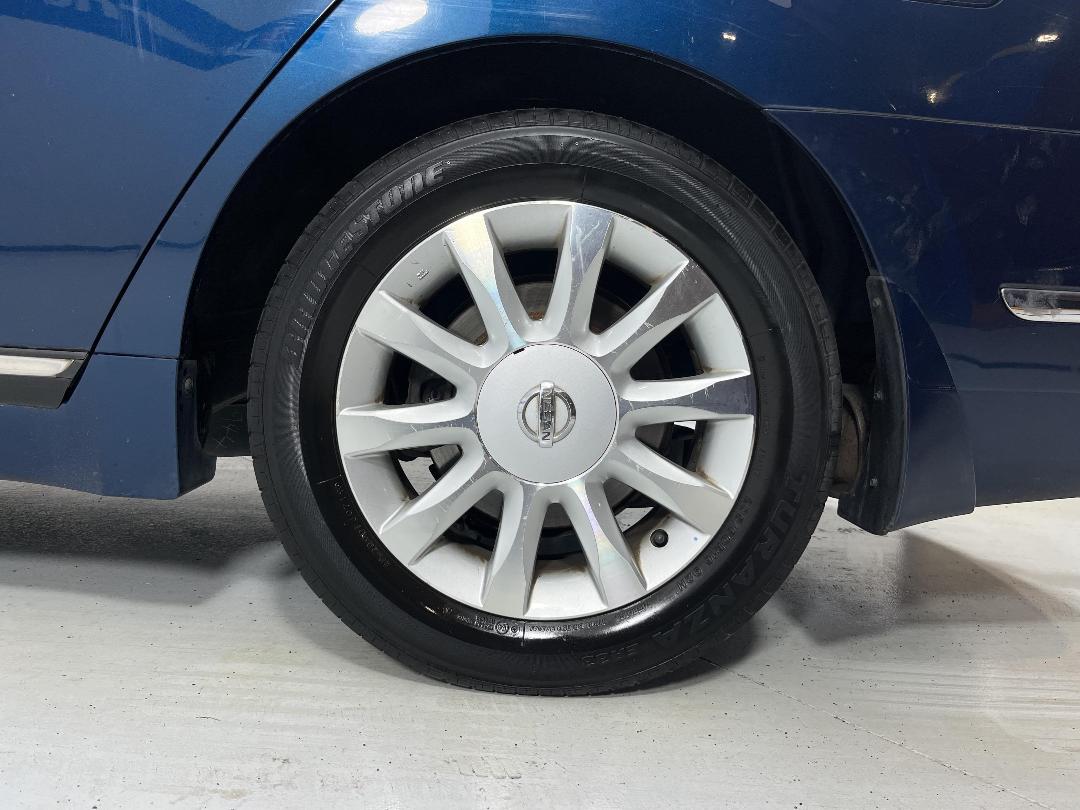 Photo '11' of Nissan Teana