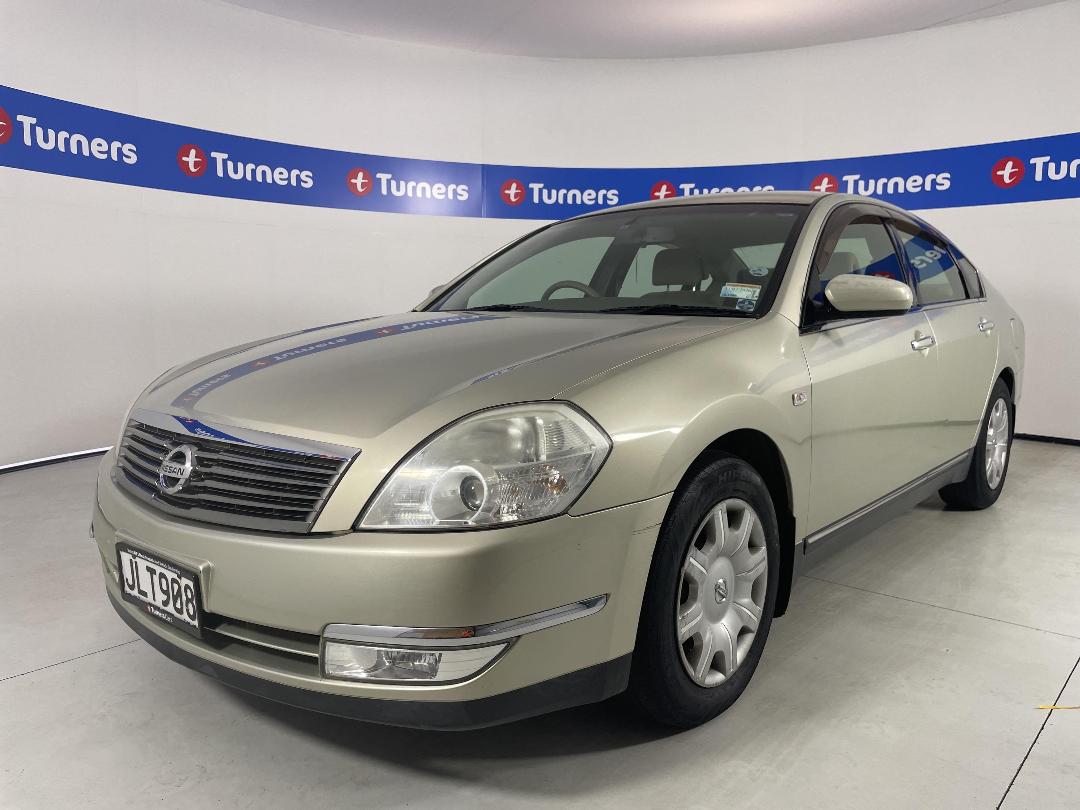 Photo '4' of Nissan Teana