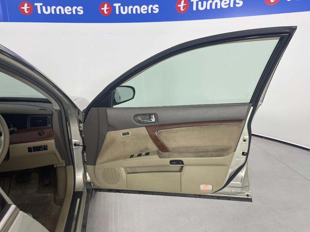 Photo '15' of Nissan Teana