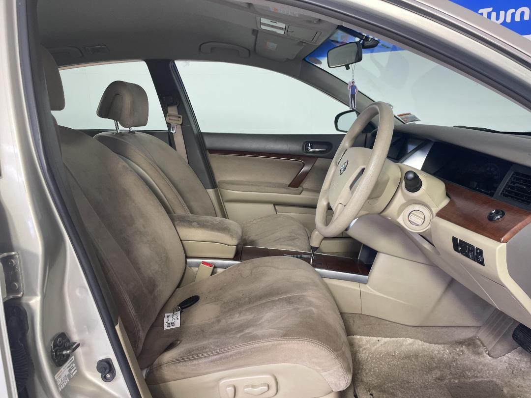 Photo '16' of Nissan Teana