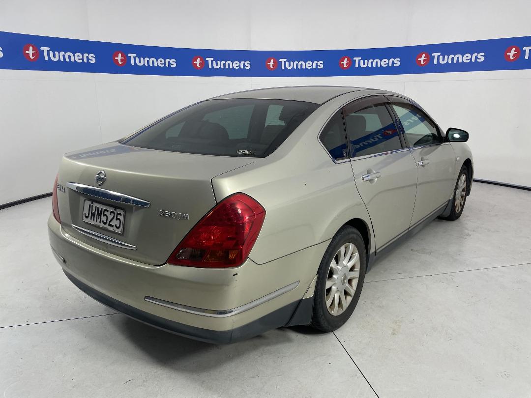 Photo '7' of Nissan Teana 230JM