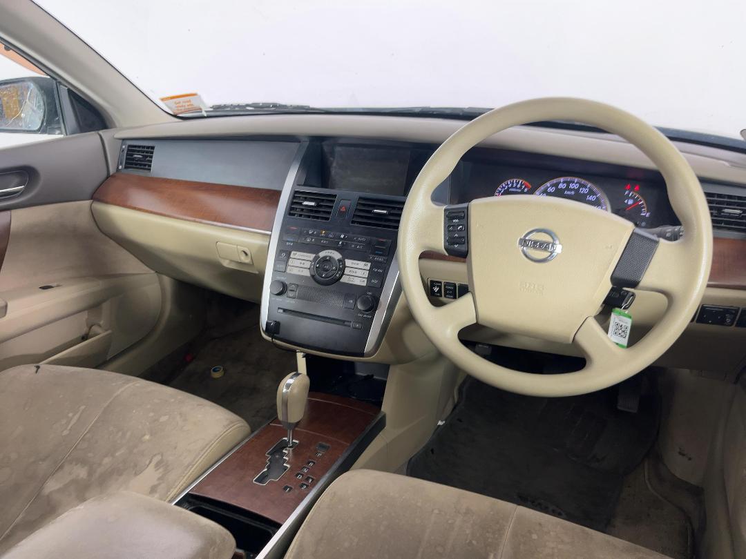 Photo '17' of Nissan Teana