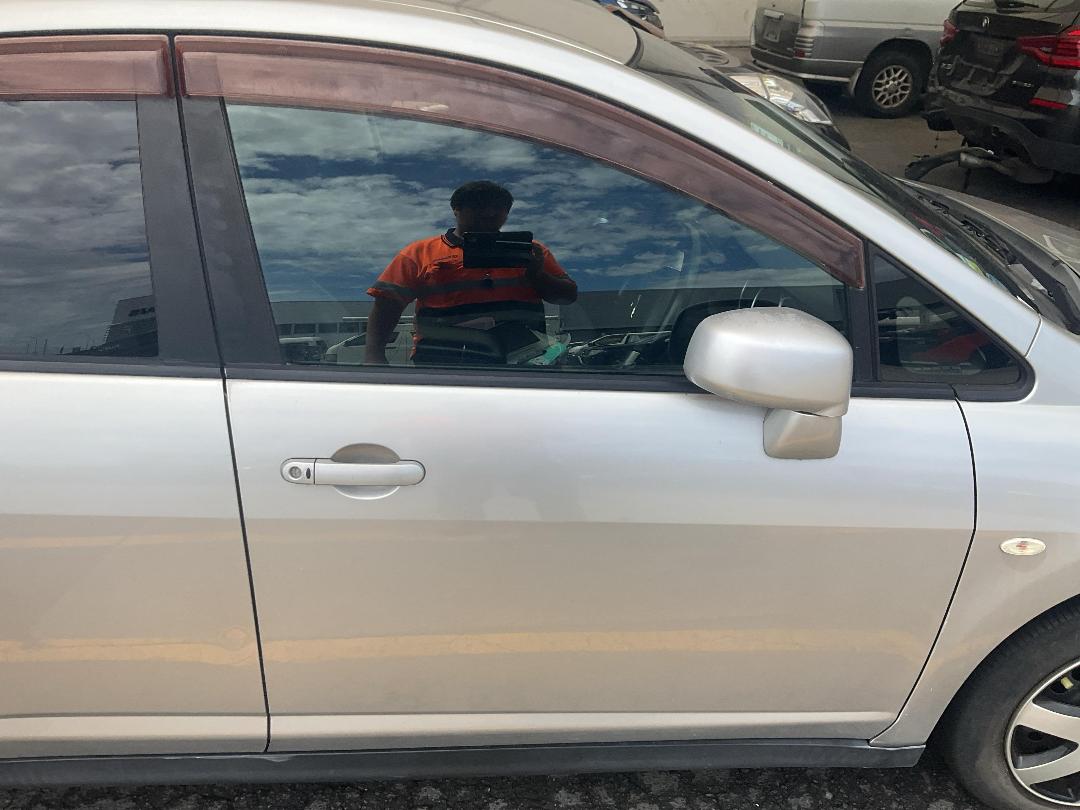 Photo '3' of Nissan Tiida Photo '3' of Nissan Tiida