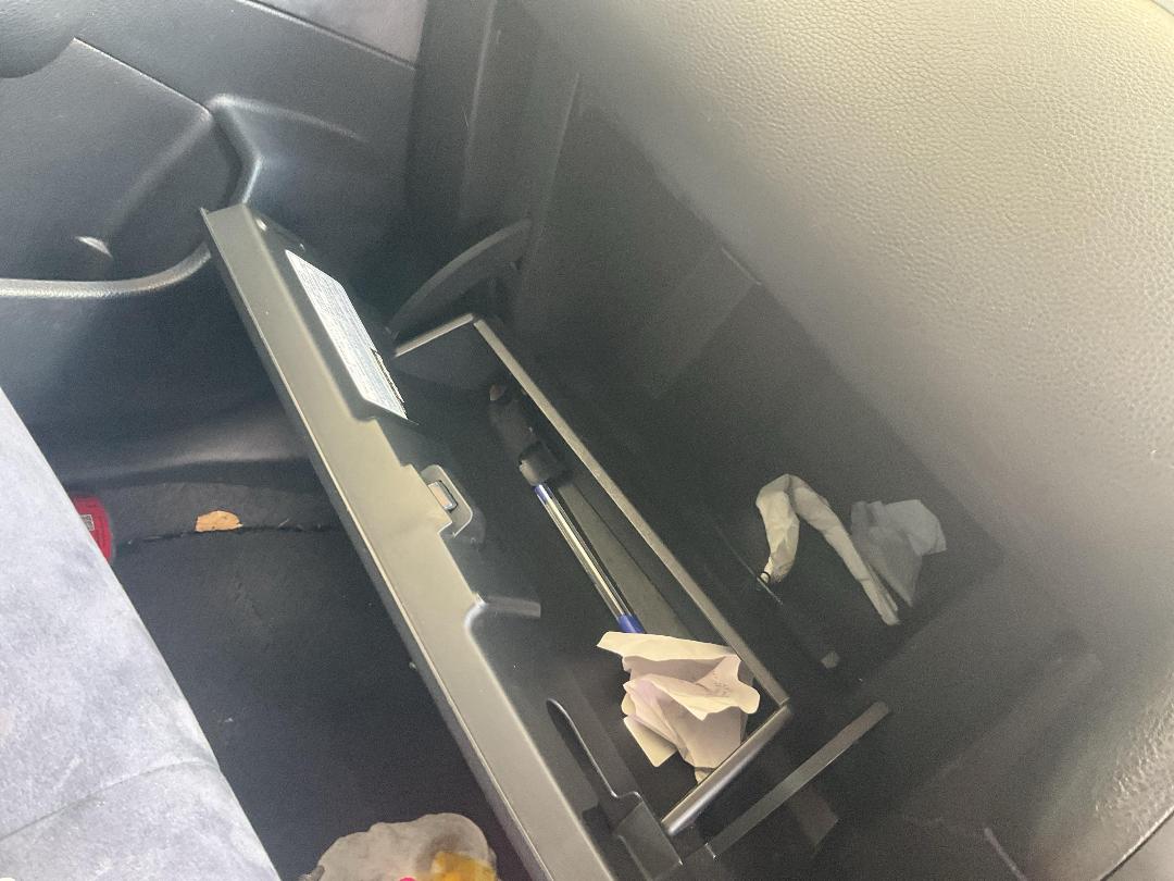 Photo '19' of Nissan Tiida Photo '19' of Nissan Tiida