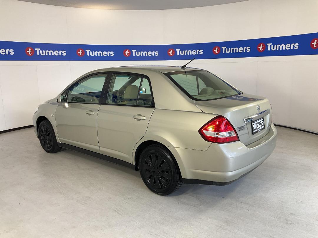 Photo '5' of Nissan Tiida