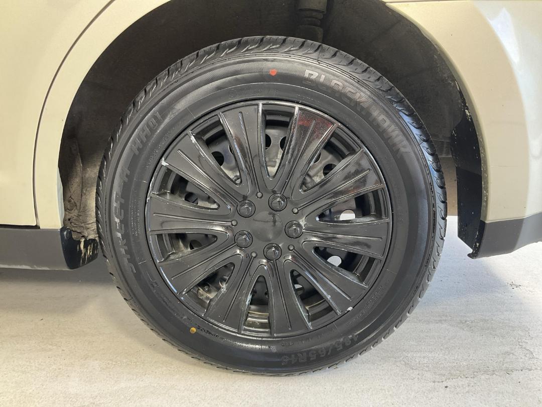 Photo '11' of Nissan Tiida