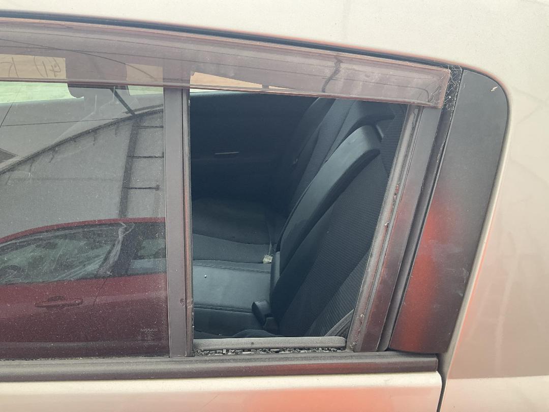 Photo '17' of Nissan Tiida Photo '17' of Nissan Tiida