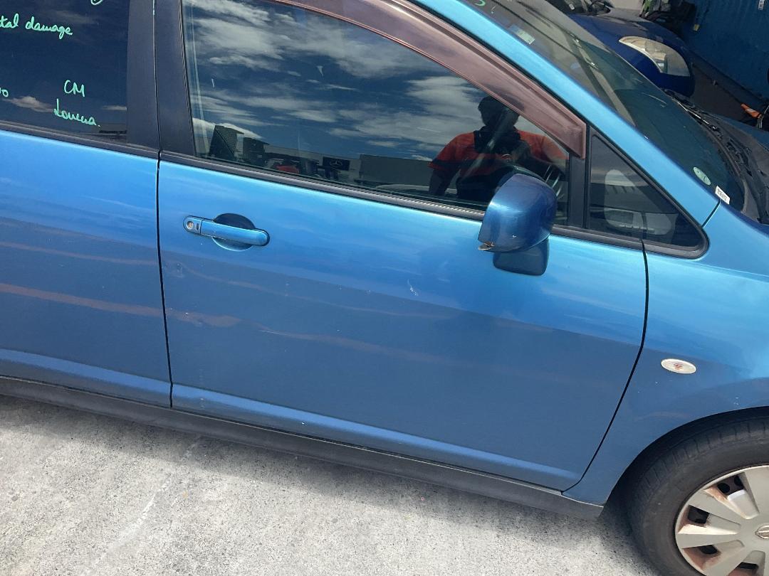 Photo '3' of Nissan Tiida Photo '3' of Nissan Tiida