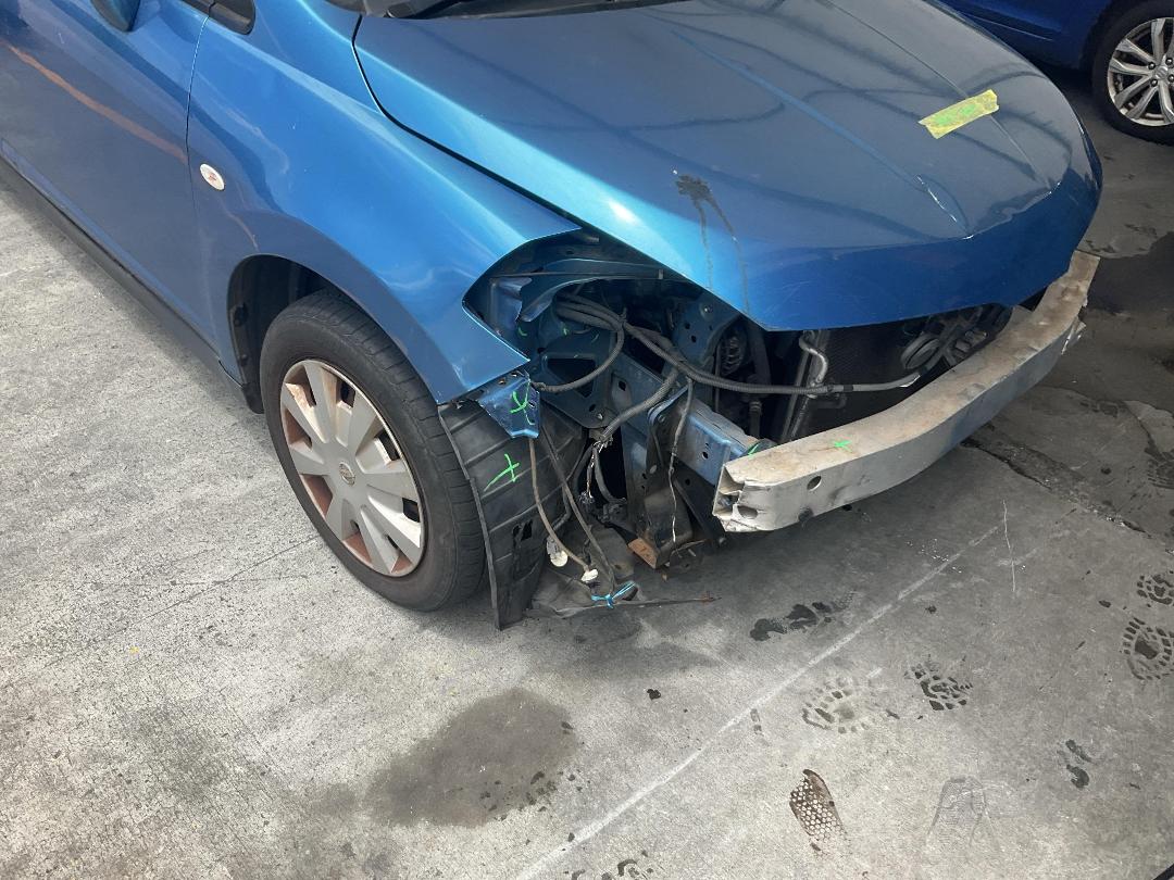 Photo '4' of Nissan Tiida Photo '4' of Nissan Tiida