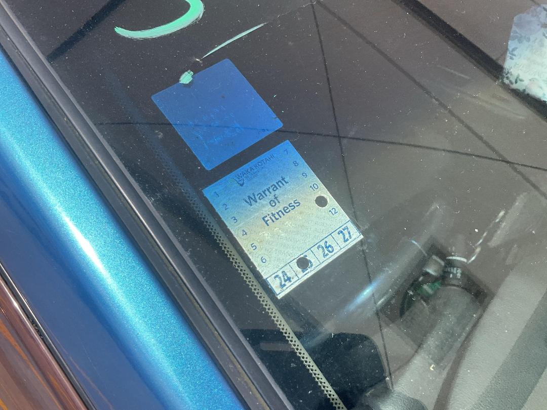 Photo '26' of Nissan Tiida Photo '26' of Nissan Tiida