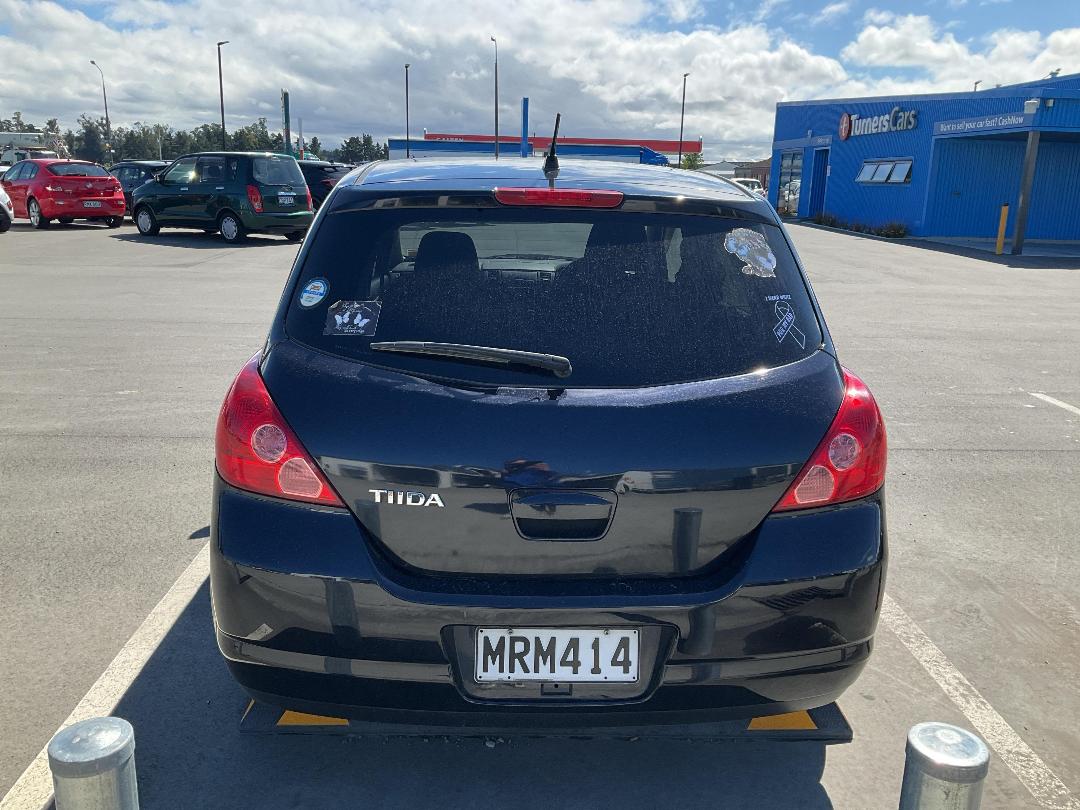 Photo '7' of Nissan Tiida Photo '7' of Nissan Tiida