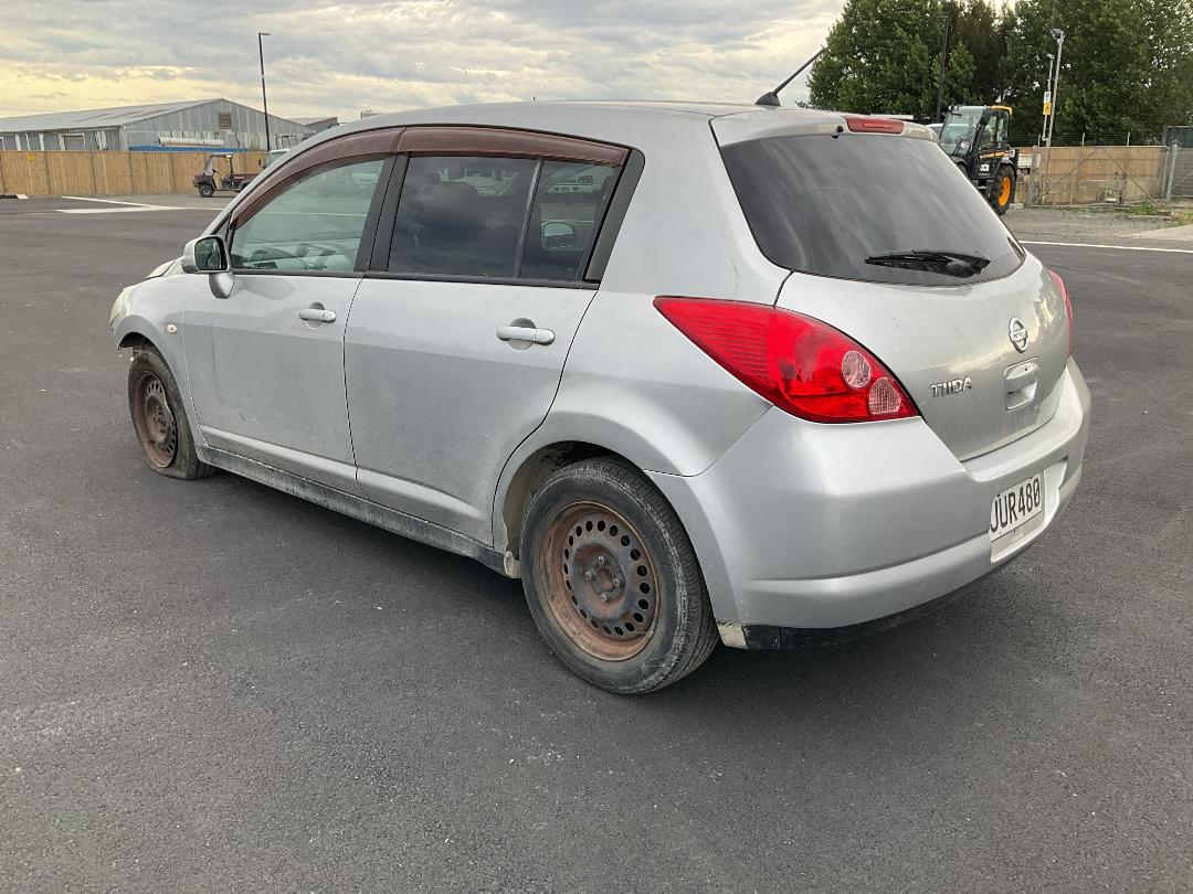 Photo '5' of Nissan Tiida Photo '5' of Nissan Tiida