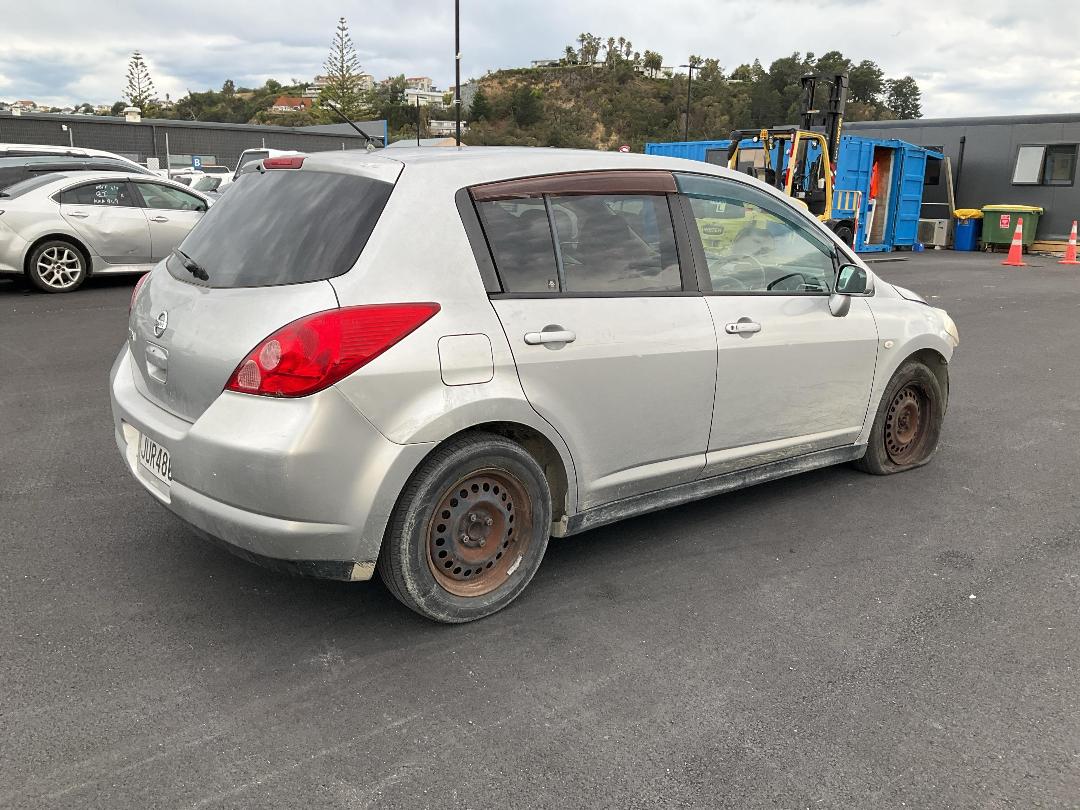 Photo '3' of Nissan Tiida Photo '3' of Nissan Tiida