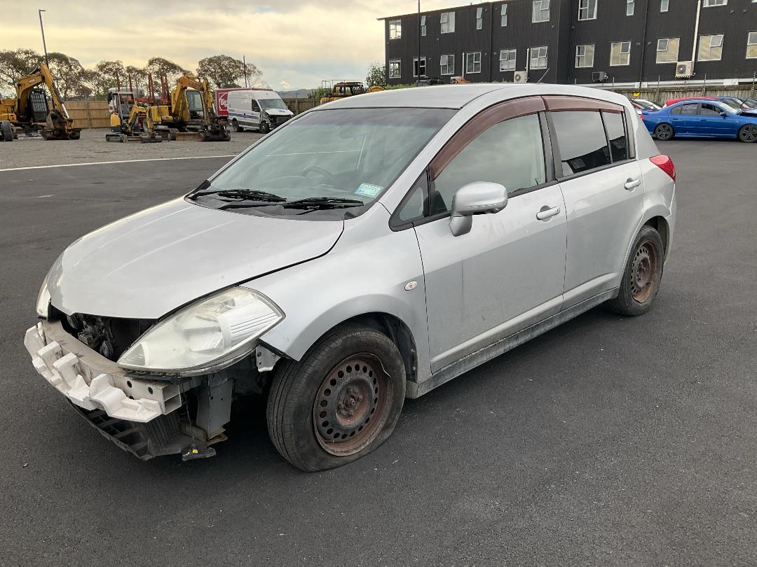 Photo '7' of Nissan Tiida Photo '7' of Nissan Tiida