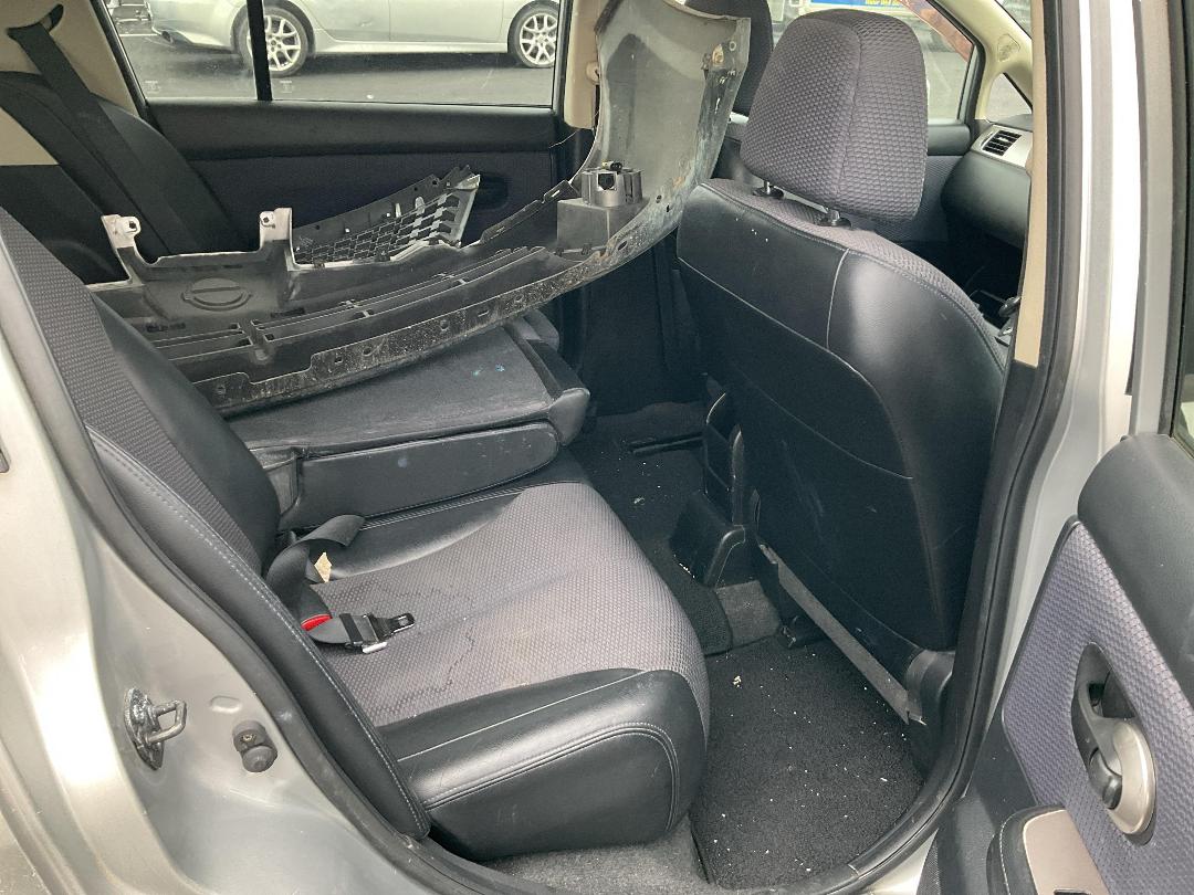 Photo '13' of Nissan Tiida Photo '13' of Nissan Tiida