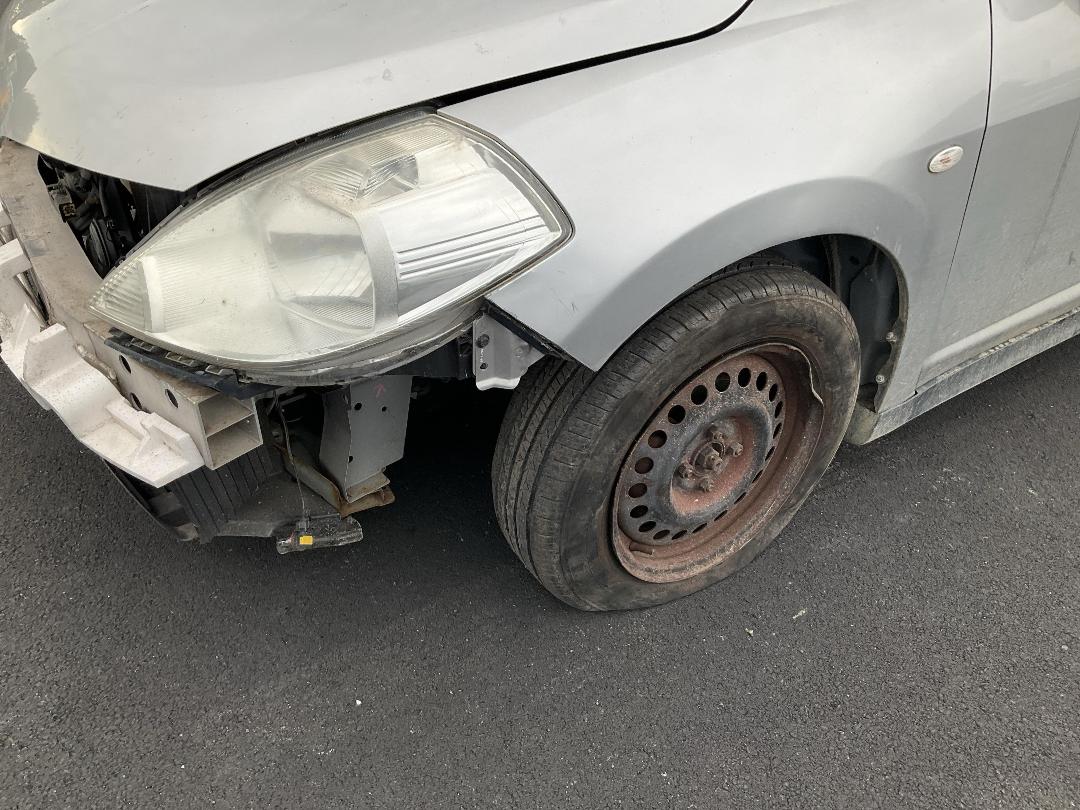 Photo '15' of Nissan Tiida Photo '15' of Nissan Tiida