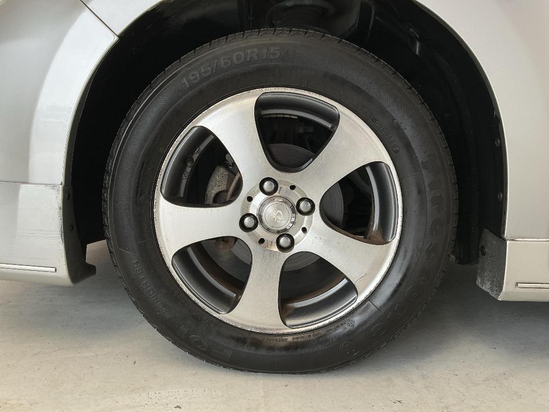 Photo '10' of Nissan Tiida