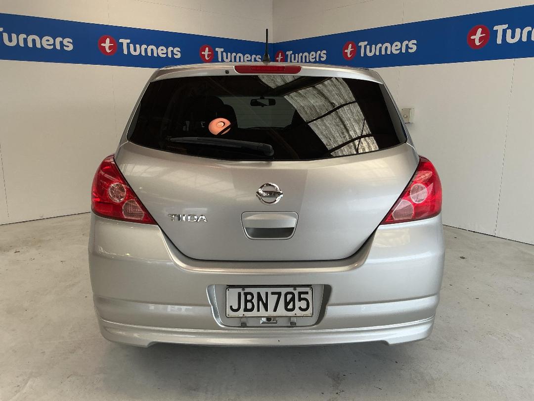 Photo '6' of Nissan Tiida