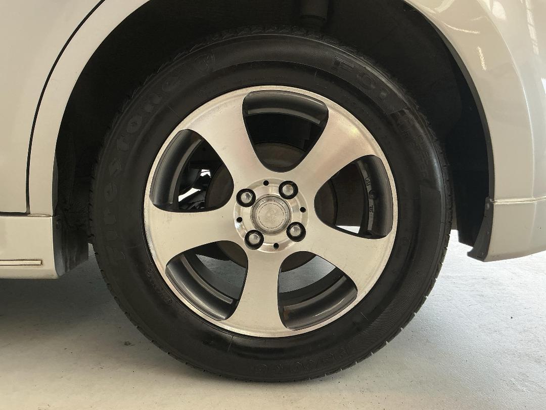 Photo '11' of Nissan Tiida