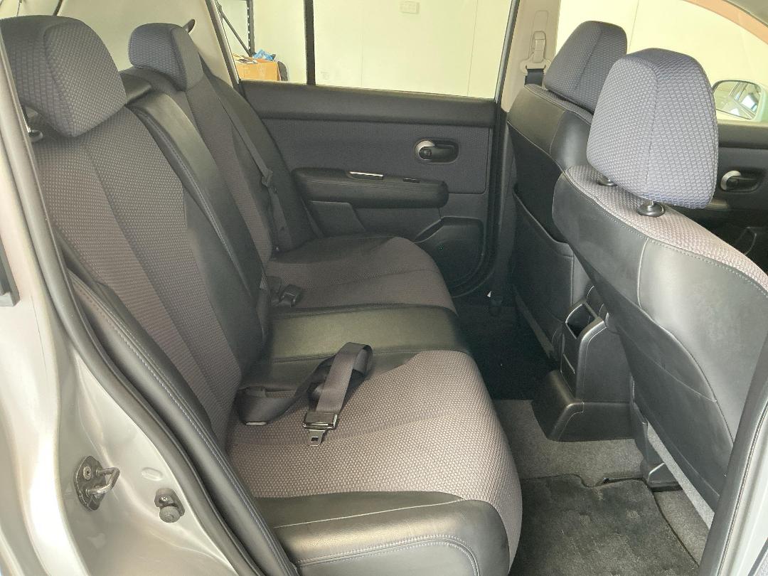 Photo '20' of Nissan Tiida