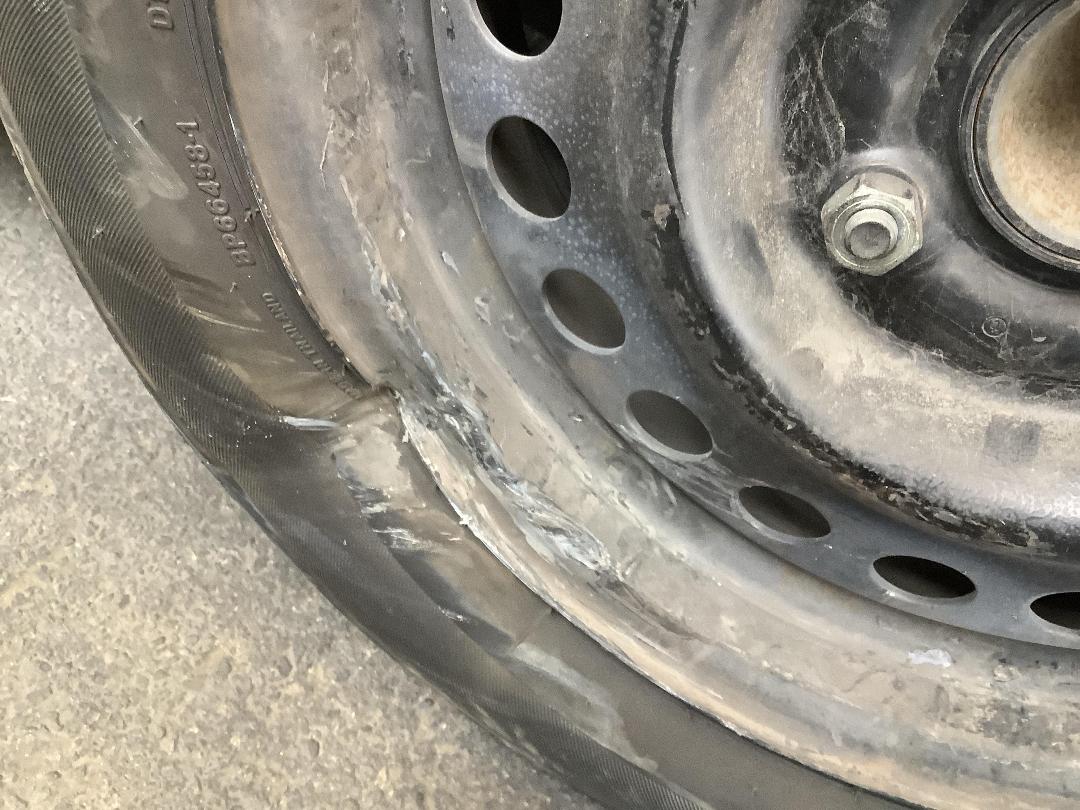 Photo '7' of Nissan Tiida ST Photo '7' of Nissan Tiida ST