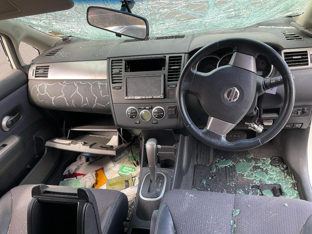 Photo '16' of Nissan Tiida Photo '16' of Nissan Tiida