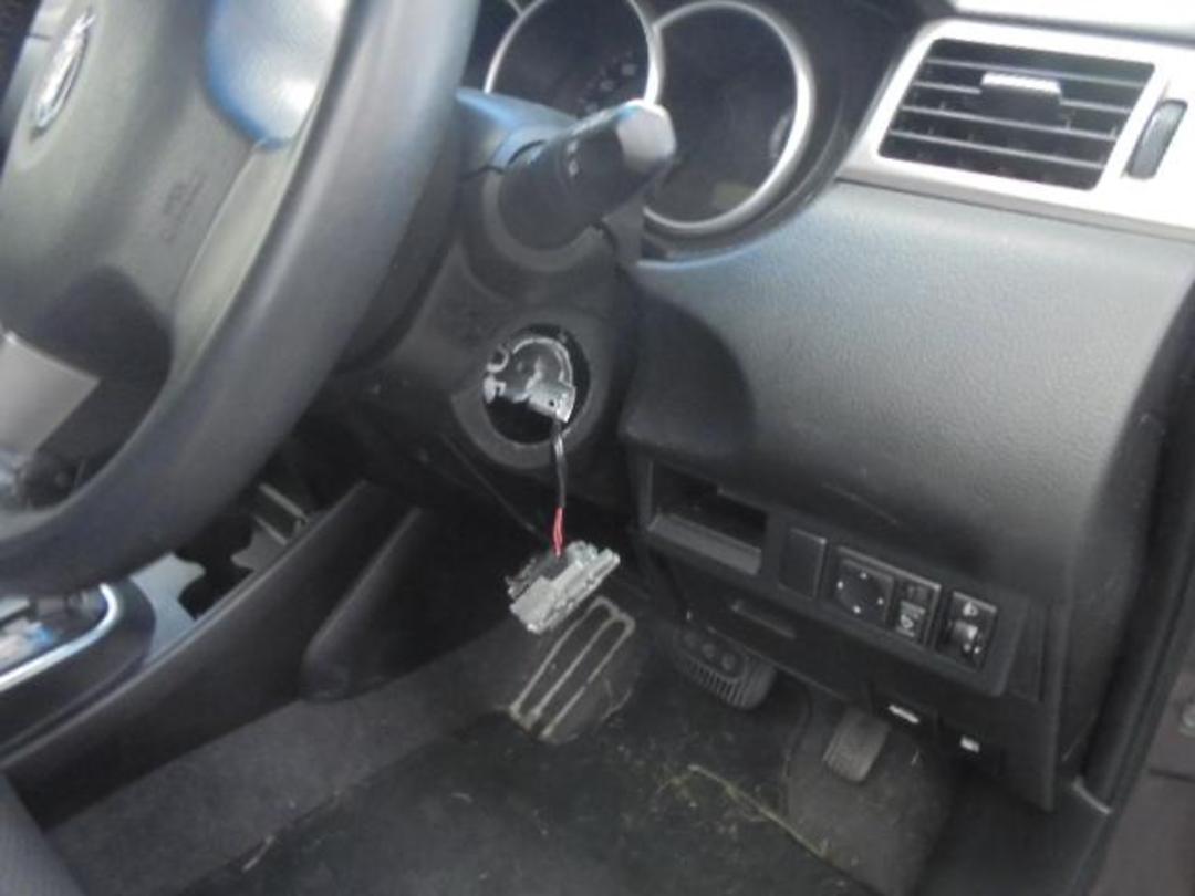 Photo '7' of Nissan Tiida Photo '7' of Nissan Tiida