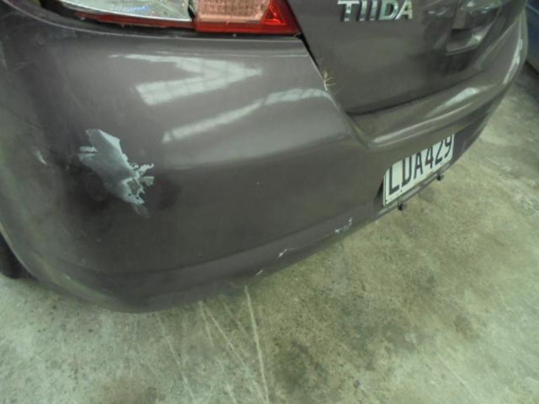 Photo '13' of Nissan Tiida Photo '13' of Nissan Tiida