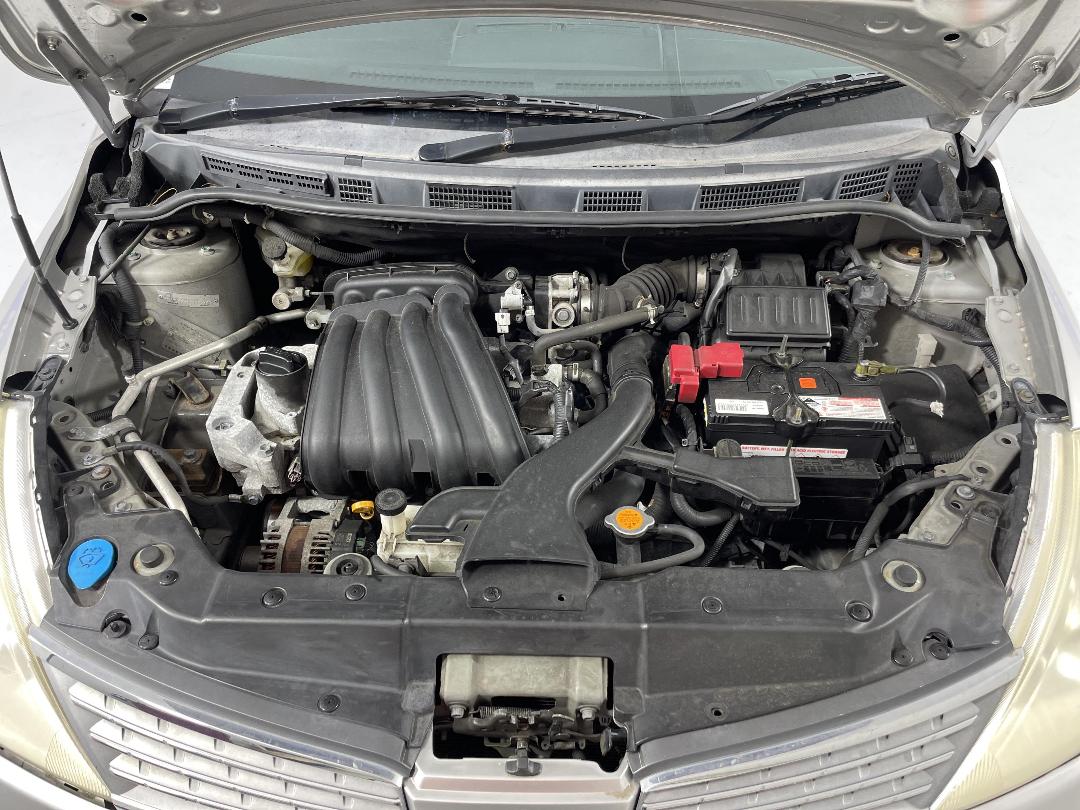 Photo '13' of Nissan Tiida