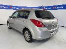 Thumbnail '5' of Nissan Tiida