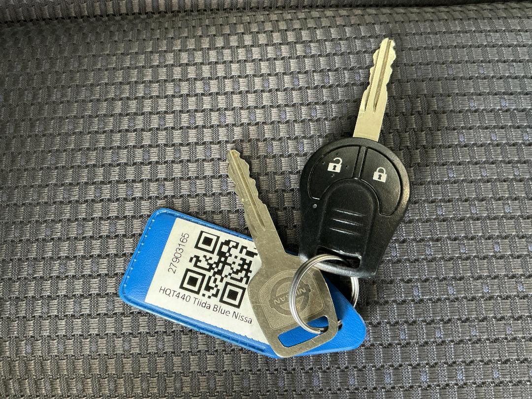 Photo '22' of Nissan Tiida Photo '22' of Nissan Tiida