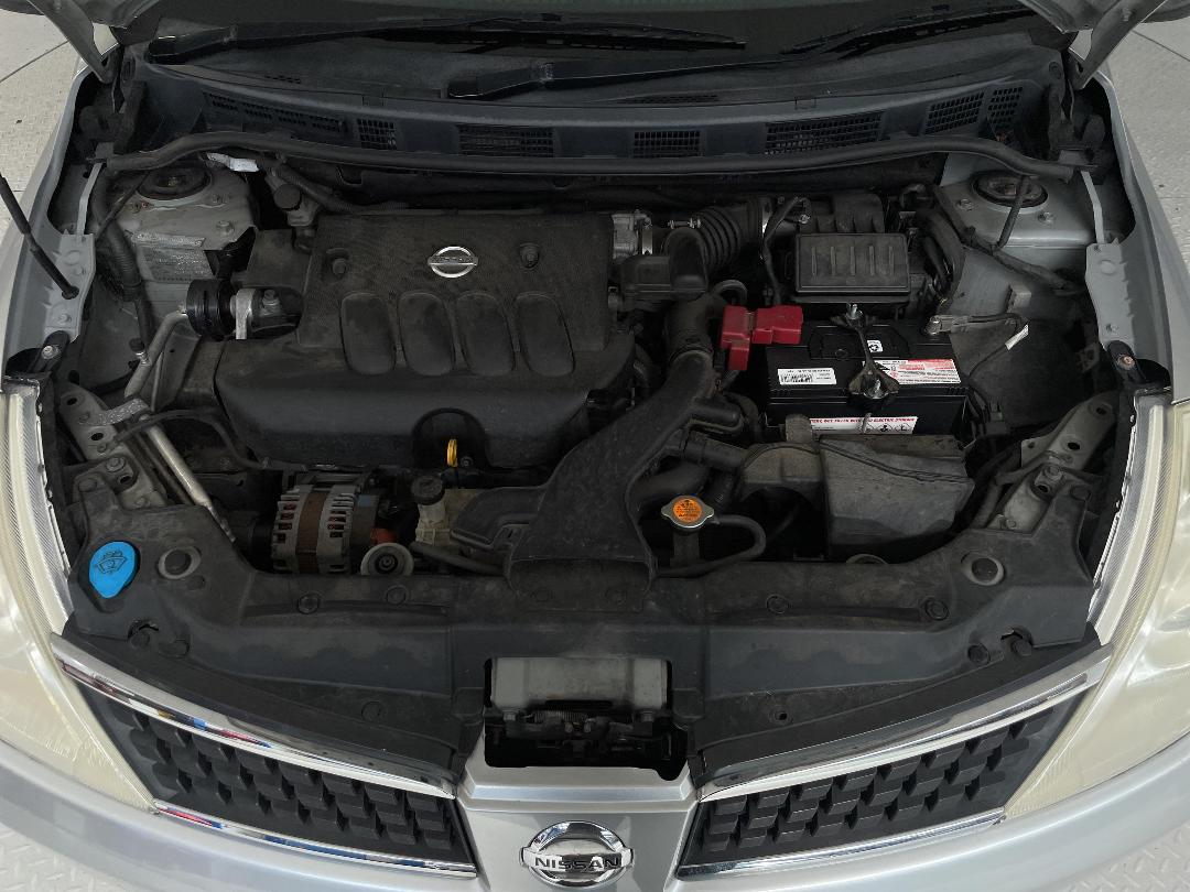 Photo '13' of Nissan Tiida