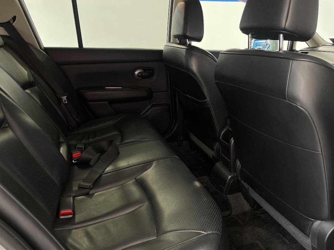 Photo '20' of Nissan Tiida