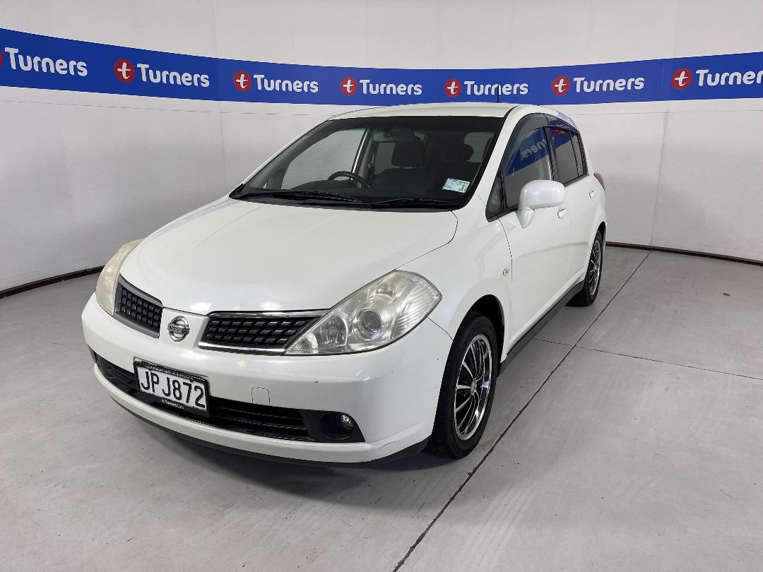 Photo '4' of Nissan Tiida Photo '4' of Nissan Tiida