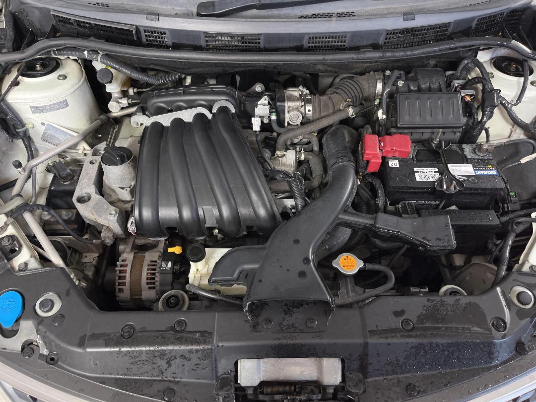 Photo '13' of Nissan Tiida Photo '13' of Nissan Tiida