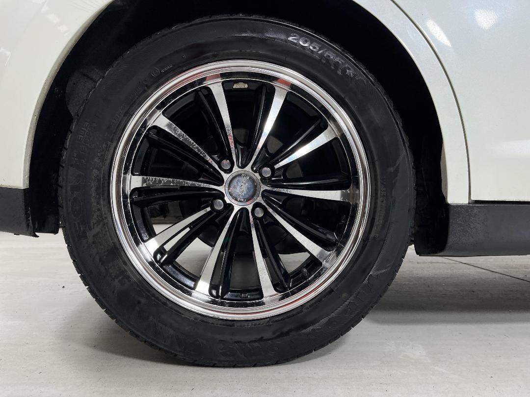 Photo '12' of Nissan Tiida Photo '12' of Nissan Tiida