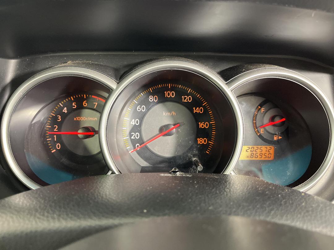 Photo '21' of Nissan Tiida Photo '21' of Nissan Tiida