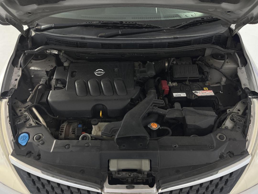 Photo '13' of Nissan Tiida