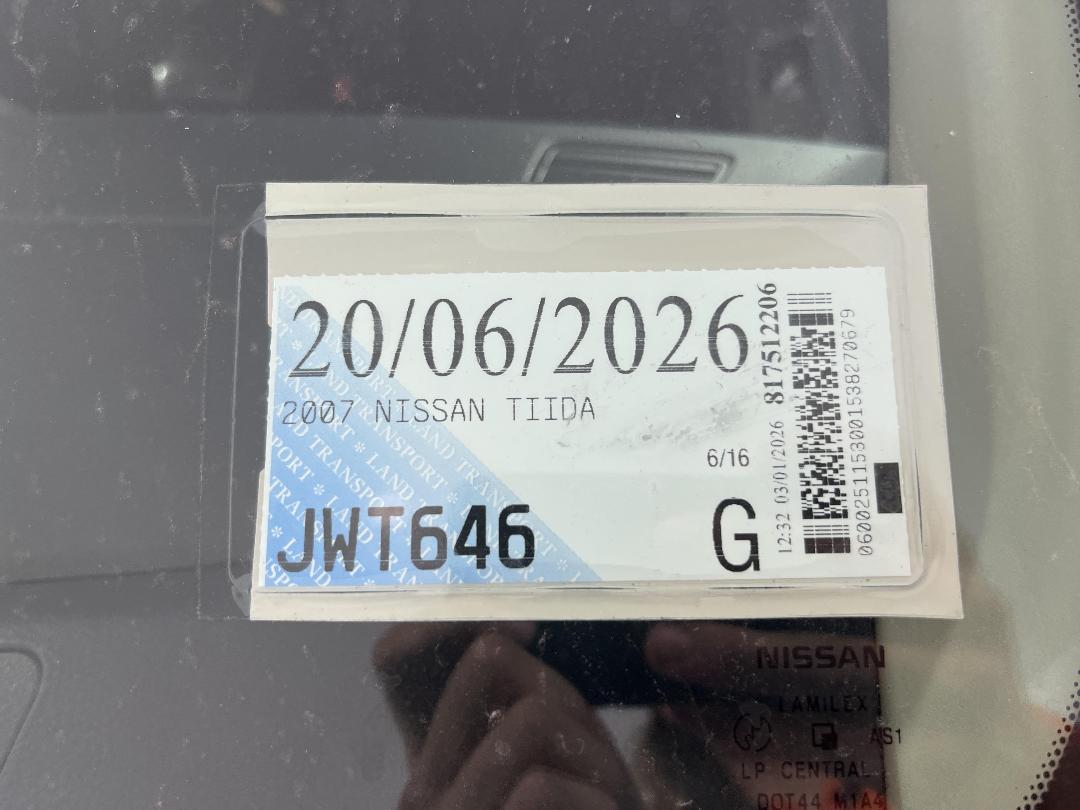 Photo '24' of Nissan Tiida