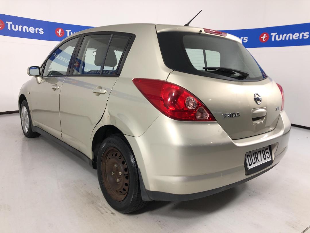 Photo '5' of Nissan Tiida