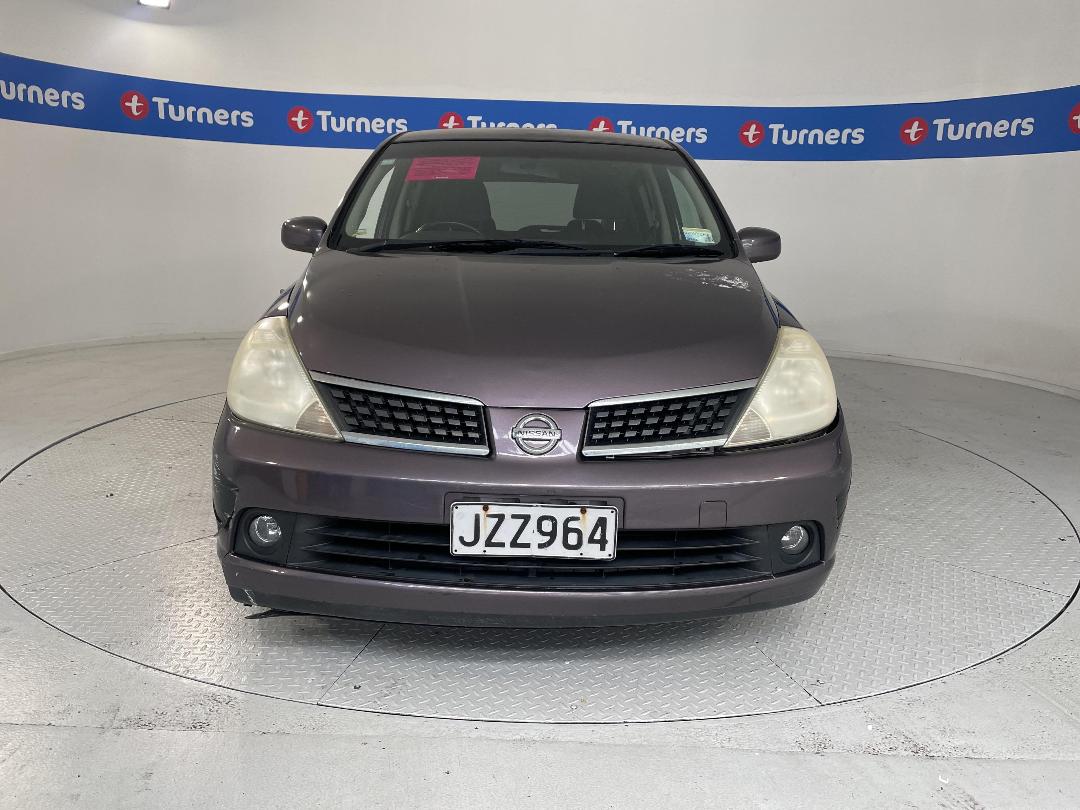 Photo '3' of Nissan Tiida Photo '3' of Nissan Tiida