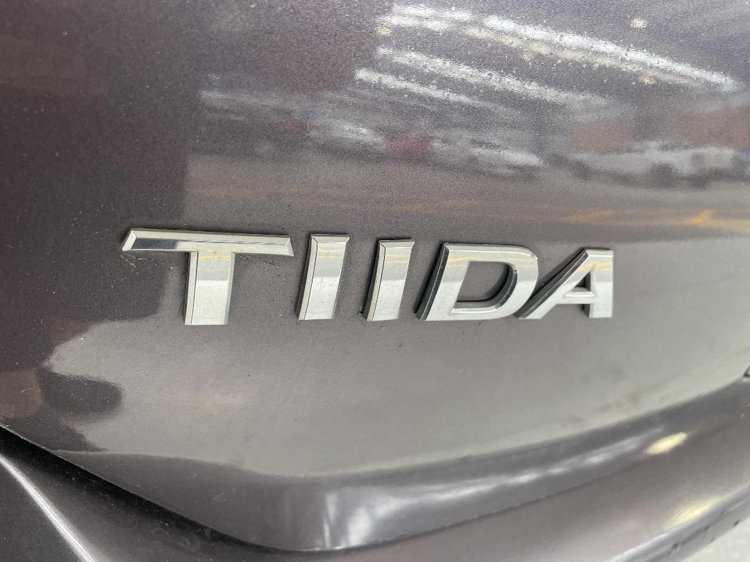 Photo '32' of Nissan Tiida Photo '32' of Nissan Tiida