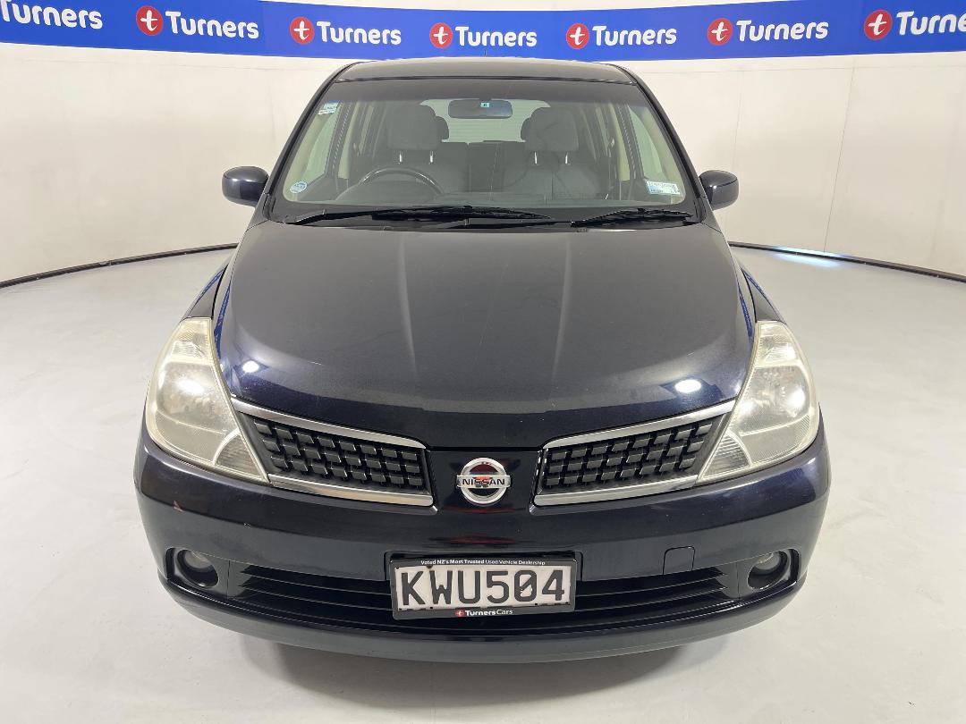 Photo '2' of Nissan Tiida