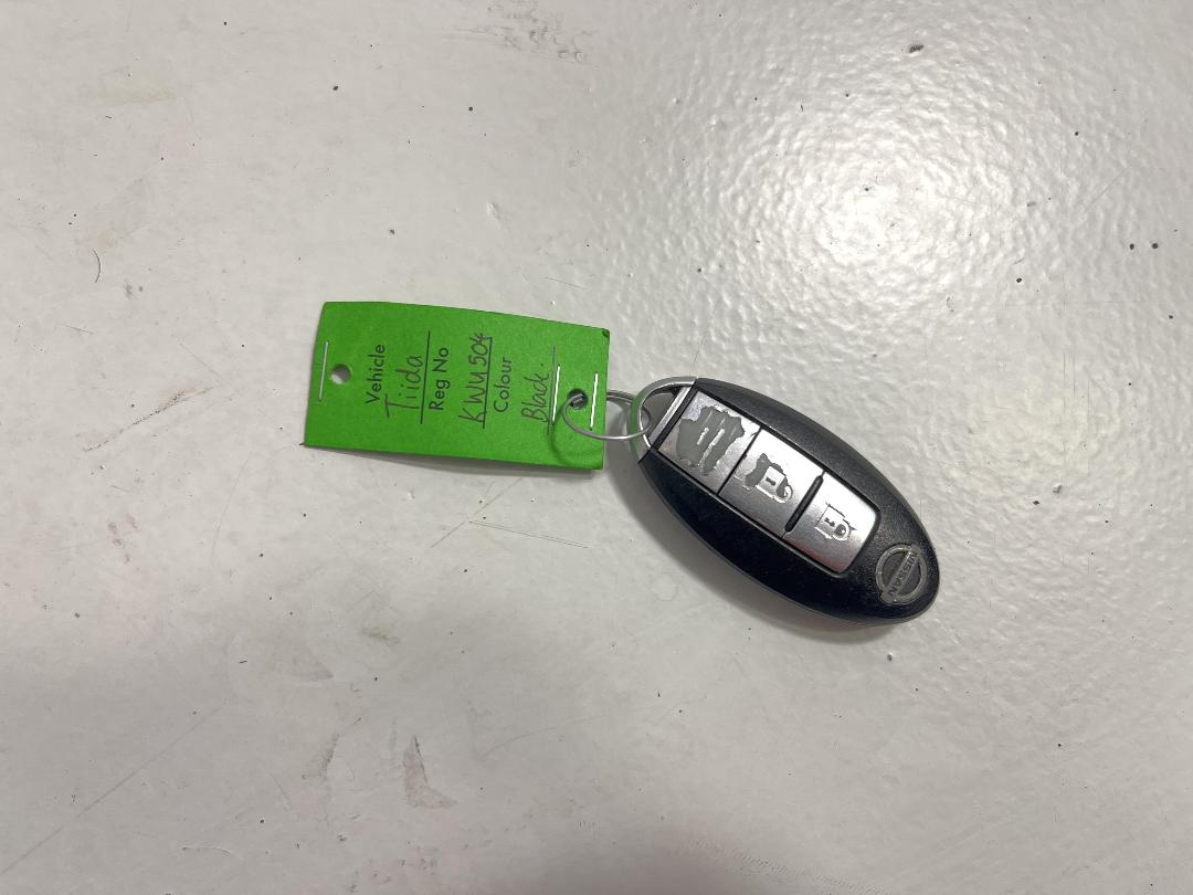 Photo '22' of Nissan Tiida